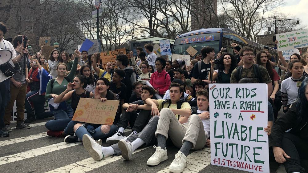 About 17 people were arrested by the New York Police Department for disorderly conduct and blocking traffic [Ben Piven/XEn News]