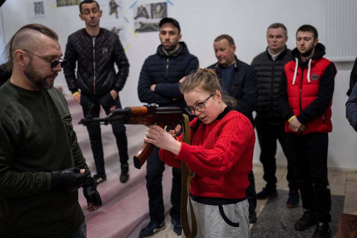 Ukrainian civilians receive weapons training in Lviv