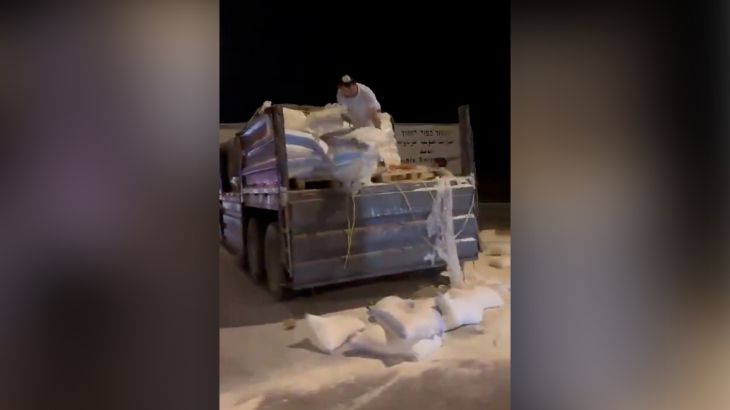 An Israeli group dedicated to blocking Jordanian aid from reaching Gaza recorded itself attacking an aid convoy.